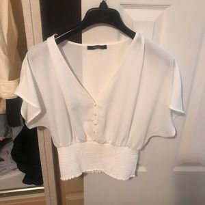 Forever 21 cropped top shirt w elastic bottom for stretch and comfort